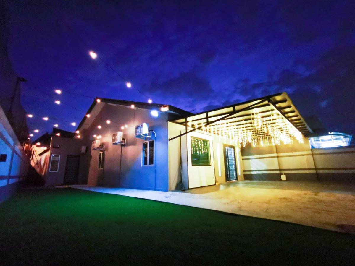 Holiday home Century Holiday Homestay
